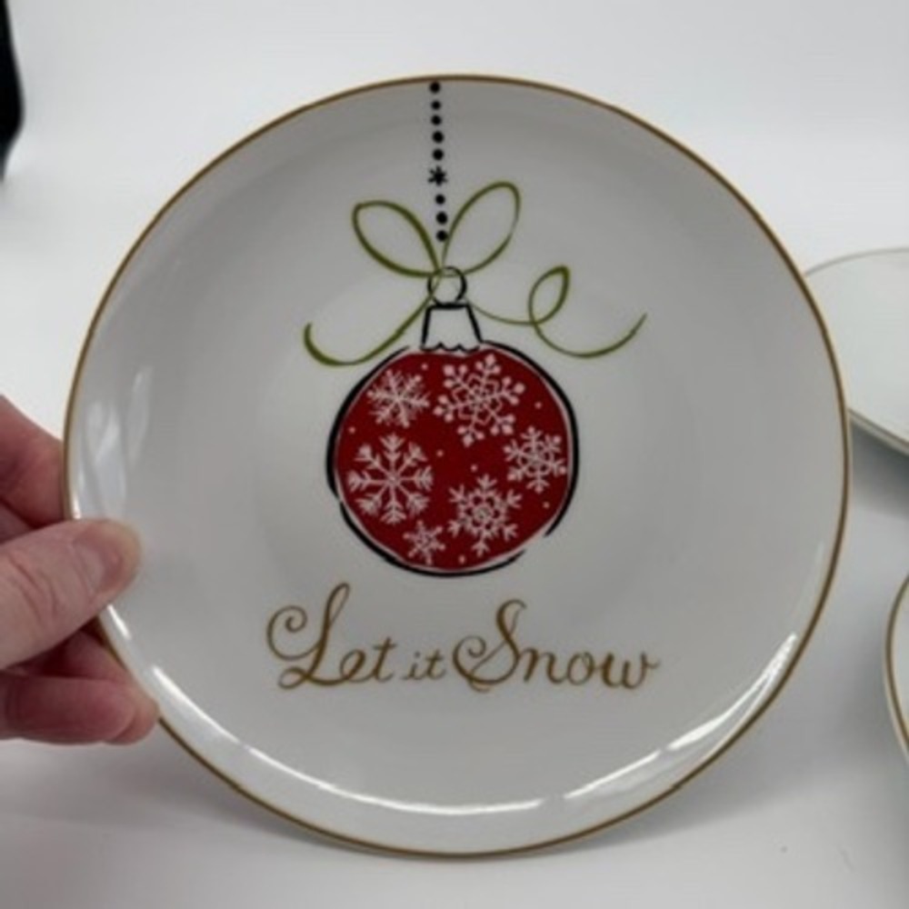 Set of 4 222 Fifth Natala Christmas Holiday Dessert Plates - Picture 2 of 11